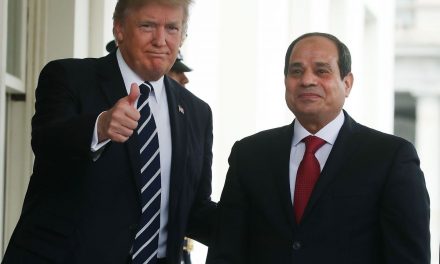 وثائق أمريكية تكشف نية ترامب تقليص المساعدات الخارجية لمصر بنحو 50%