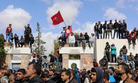 مصيدة الحرب على تونس توقع بوجوه بارزة