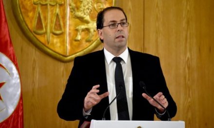 ثقة البرلمان لحكومة حرب بقيادة الشاهد في تونس