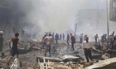 مقتل أكثر من مئة مدني بقصف في أنحاء سوريا