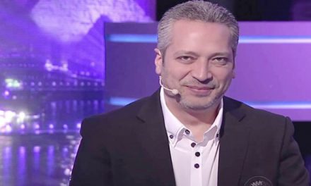 الإعلامي التونسي نضال حمدي: تامر أمين وأمثاله يقلبون الحقائق وينقلون صورة مغايرة للواقع