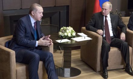 هل تعزز زيارة أردوغان إلى روسيا طموحه وخروج الأكراد من الحوار؟