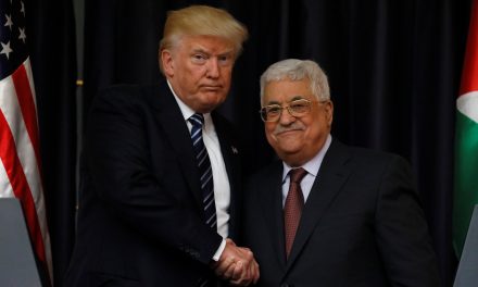 صفقة القرن ..هل تنهي محمود عباس والسلطة الفلسطينية؟