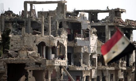 اللواء عدنان السلو رئيس أركان الحرب الكيماوية السورية سابقاً يرد تسجيل صوتي منسوب لسهيل الحسن قائد قوات النظام.