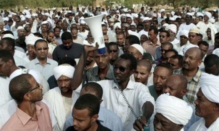 ماذا تريد الحكومة من إطلاق سراح المعتقلين في السودان ؟
