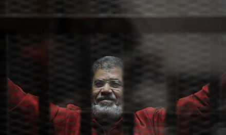 أسرة الرئيس مرسي تزوره في سجن مزرعة طره