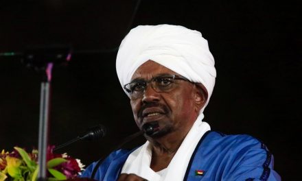 الرئيس السوداني يطالب الشعب بالصبر