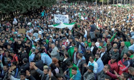 كيف سيرد الجزائريون على نور الدين بدوي ورمضان لعمامرة والقايد صالح في جمعة 15 مارس؟!