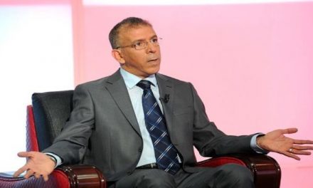 كابتن حفيظ دراجي يطرح هذه المبادرة السياسية عبر القناة التاسعة من أجل إنقاذ الجزائر