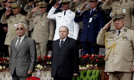 الشأن الجزائري | المؤسسة العسكرية في الجزائر تتخلى عن بوتفليقة
