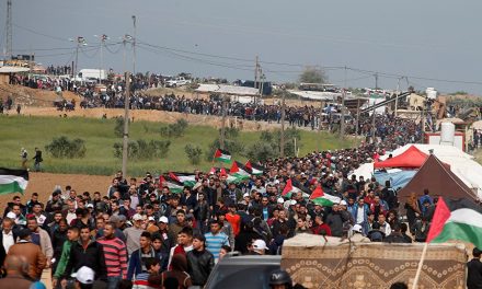تقرير : علم الدين صادق | مع اقتراب عام على مسيرات العودة . الفلسطينيون متمسكون بمطالبهم