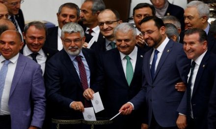 هل سيؤدي سيطرة حزب العدالة والتنمية على 24 بلدية في اسطنبول الكبرى الى تضارب الصلاحيات ؟