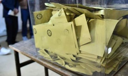 لجنة الانتخابات تعيد الفرز في اسطنبول .. وتركيا تحذر من التدخل في شؤونها