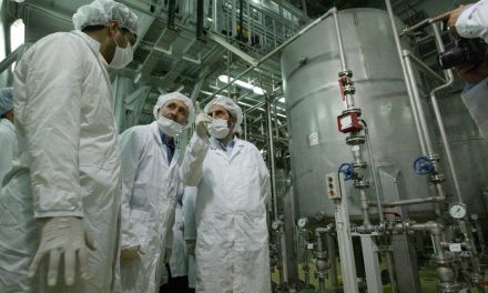 إيران ترفع نسبة تخصيب اليورانيوم فكيف سيكون الرد؟