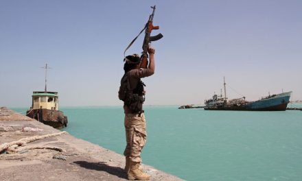 محمد المحيميد: الحوثيون تصلهم الأسلحة عن طريق ميناء الحديدة او ميناء عدن