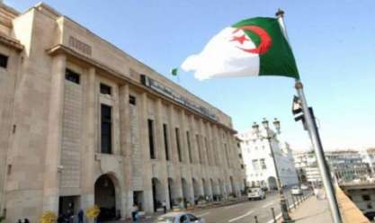 الجزائر.. السلطة تصر على إجراء الإنتخابات الرئاسية في أقرب وقت