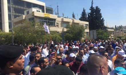 إضراب المعلمين في الأردن .. هل ينزع حقوقهم؟