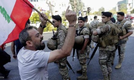 الإحتجاجات في لبنان تتواصل لليوم السابع والجيش يحاول فتح الطرق بالقوة