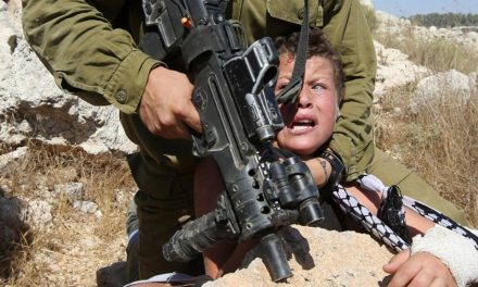 باسم أبو عطايا يعلق على الحكم المخفف الذي أصدر ضد جندي إسرائيلي لقتله طفلاً فلسطينياً
