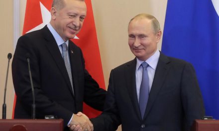 أردوغان وبوتين في سوتشي مع إنتهاء مهلة الاتفاق التركي الأمريكي