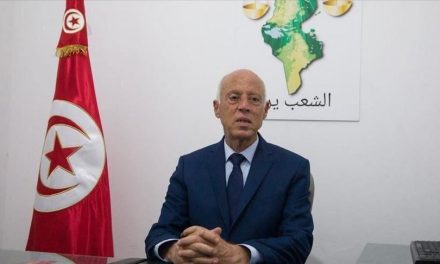 قيس سعيد رئيسا لتونس .. وفرح شعبي محليا وعربيا