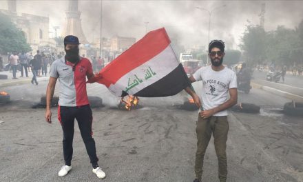 هدوء حذر بعد تجدد الإشتباكات بين المتظاهرين وقوات الأمن
