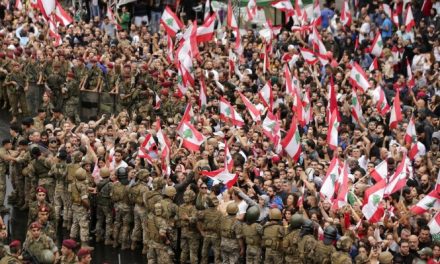 الانتفاضة اللبنانية مستمرة وسط ضبابية حول الحكومة المقبلة