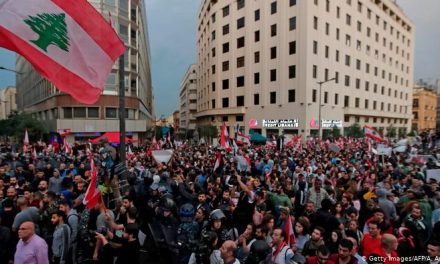 مظاهرات متجددة في لبنان وسط عنف متصاعد