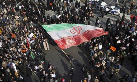 هل تشكل الاحتجاجات في إيران شرارة ثورة عارمة؟!