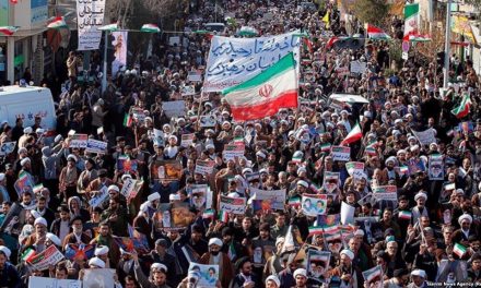 احتجاجات إيران وتأثيرها على المنطقة