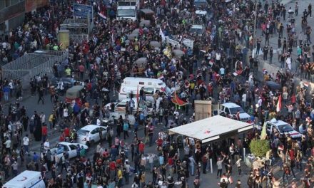 احتجاجات العراق ولبنان .. هل تنتقل لإيران؟