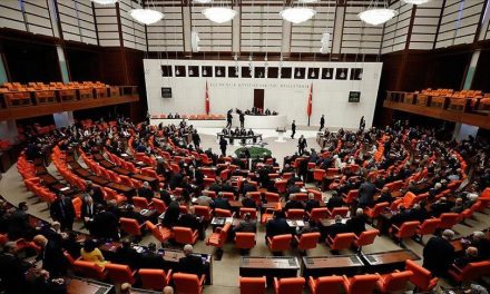 البرلمان التركي يوافق على إرسال قوات إلى ليبيا.. هل اقتربت نهاية حفتر؟