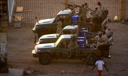 حقيقة التمرد العسكري في السودان