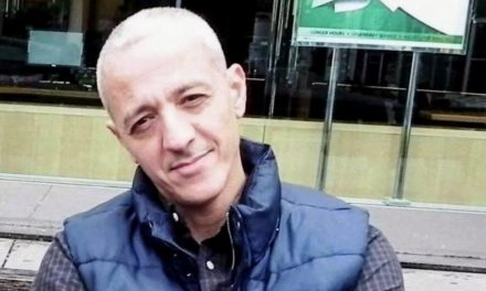 وفاة معتقل أمريكي في سجن مصري بعد إضرابه عن الطعام