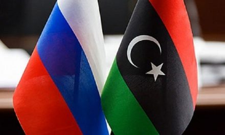 نبيل شبيب يتحدث عن مصالح روسيا في ليبيا ودورها كضامن لخليفة حفتر
