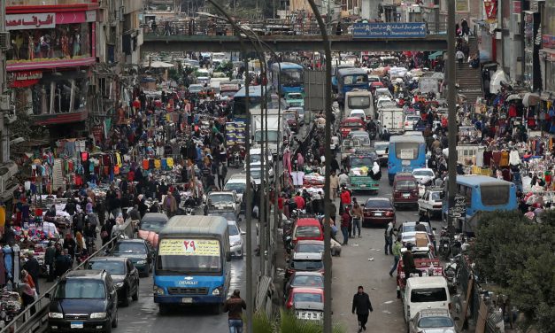 تعداد المصريين يصل إلى 100 مليون نسمة