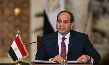 السلطات المصرية توقع منفردة على الوثيقة الأمريكية المتعلقة بسد النهضة