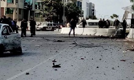 تونس.. عملية سياسية متعثرة مع تفجير انتحاري