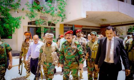 هل يمهد إعلان المجلس الإنتقالي الحكم الذاتي في الجنوب لتقسيم اليمن؟