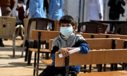 الشمال السوري يلجأ إلى التعليم “عن بعد” لتدارك أزمة كورونا