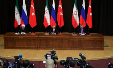 قمة ثلاثية بين ايران وتركيا وروسيا في طهران لبحث الملف السوري