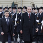 زيلنيسكي يستقبل أردوغان مجدداً في أوكرانيا!هل أصبح من الواجب ايجاد حل منطقي للحرب الأوكرانية؟