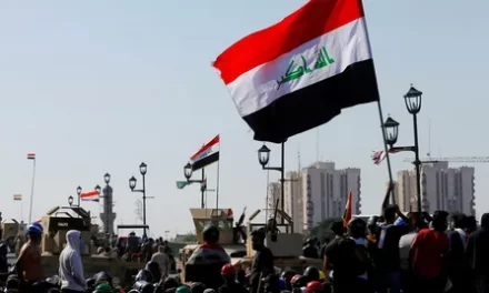 العراق.. الصدر يدعو لاعتصام مفتوح والكاظمي لتقديم التضحيات