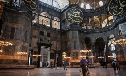 الذكرى الثانية لإعادة افتتاح مسجد آيا صوفيا